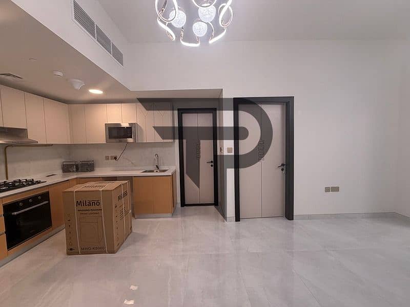 BRAND NEW UNIT | MOTIVATED SELLER | MID FLOOR