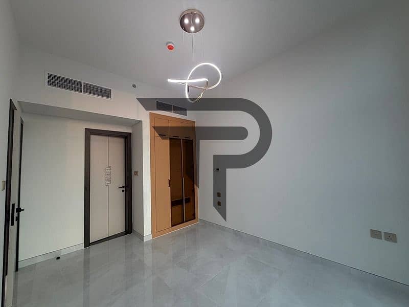 BRAND NEW UNIT | MOTIVATED SELLER | MID FLOOR - Image 6