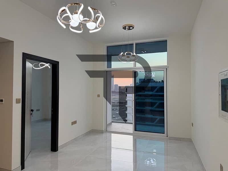 BRAND NEW UNIT | MOTIVATED SELLER | MID FLOOR - Image 10