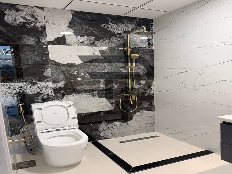 BRAND NEW UNIT | MOTIVATED SELLER | MID FLOOR - Image 11