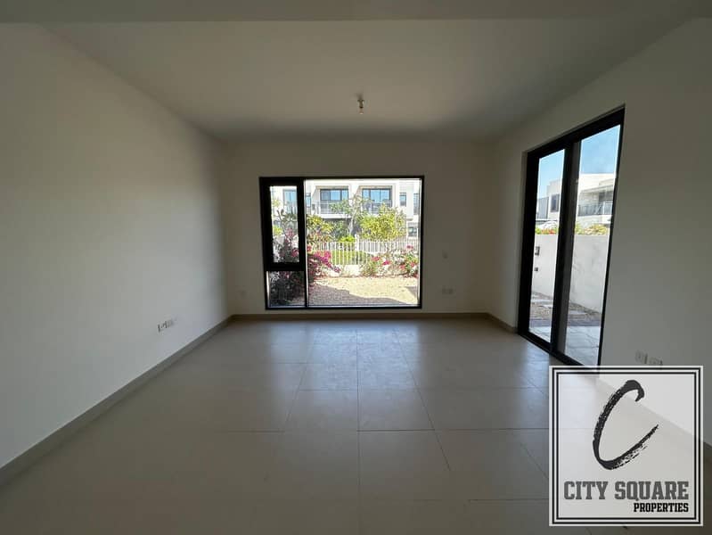 Available in January I By the green belt Landscaped