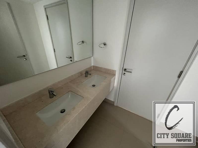 Available in January I By the green belt Landscaped - Image 15