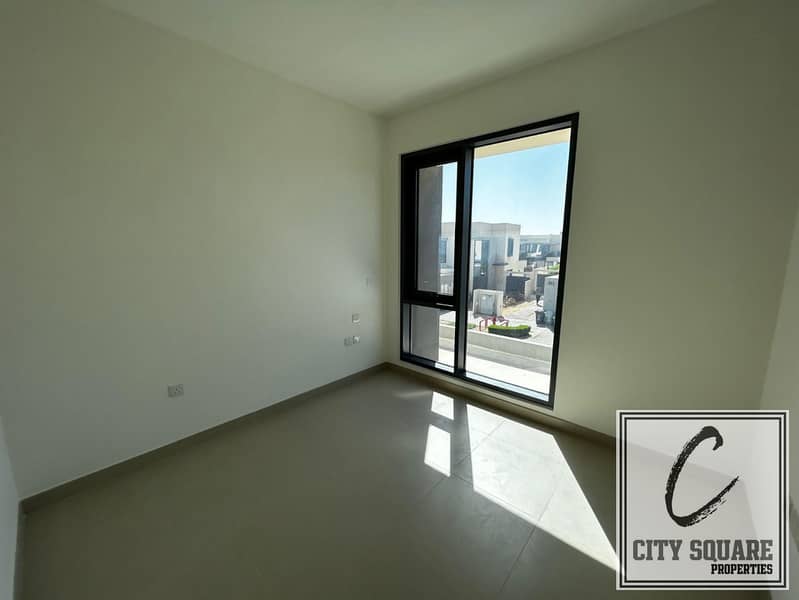 Available in January I By the green belt Landscaped - Image 18