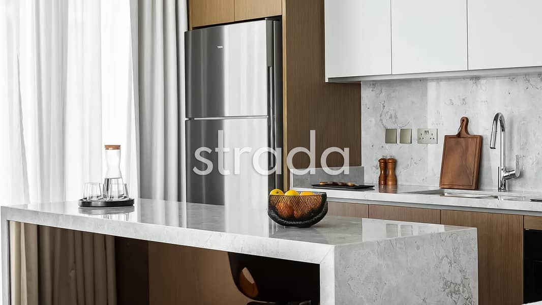 Full Palm View | Upgraded | Furnished | Vacant - Image 10