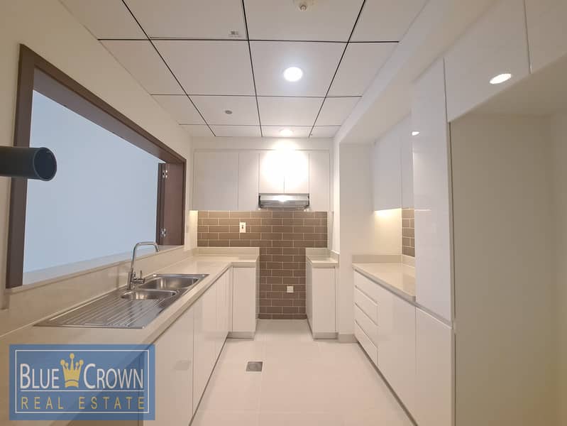 OPEN LAWN VIEW!!LAVISH 2BHK WITH BALCONY NEAR METRO