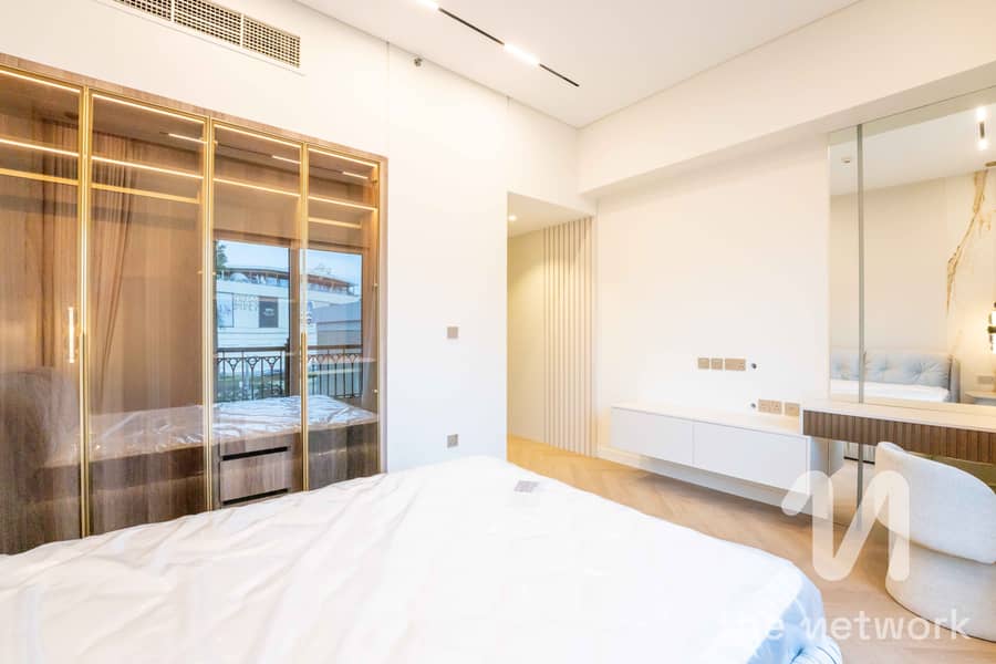 Brand New Upgrade | Furnished | Direct Pool Access - Image 24