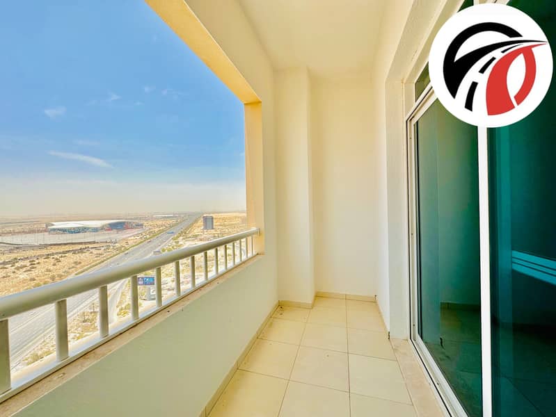 Chiller Free Huge 2bhk with balcony available 85k