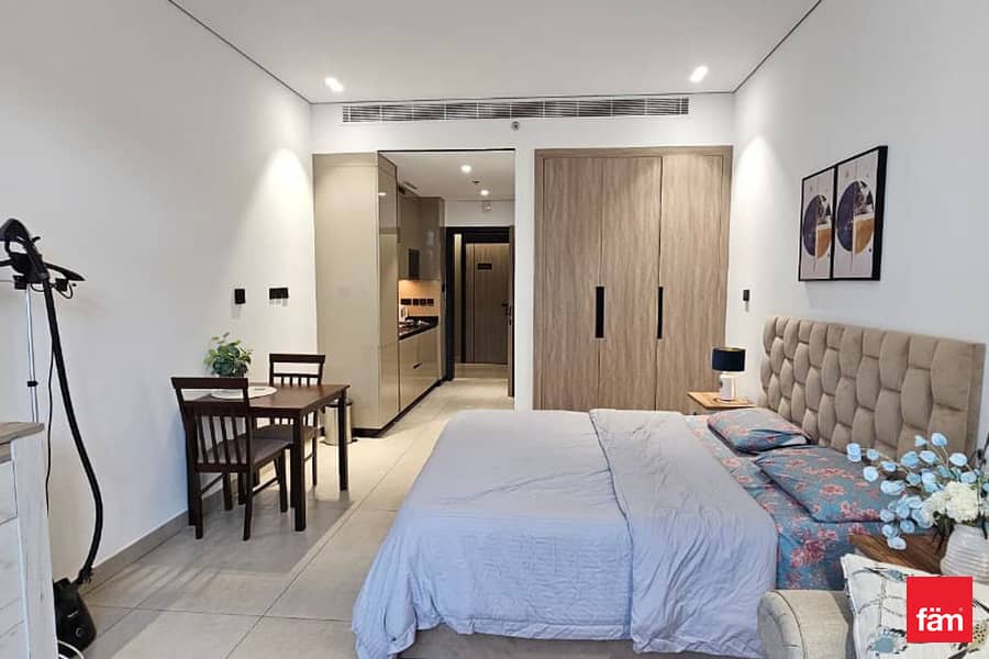 Fully Furnished Unit | High ROI | Prime Location