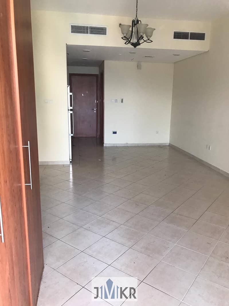 Studio with Balcony Open View The Crescent Tower B IMPZ