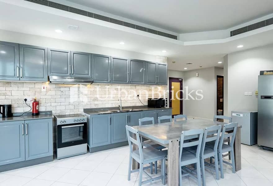 4BR +maid | Fully furnished | Spacious layoot