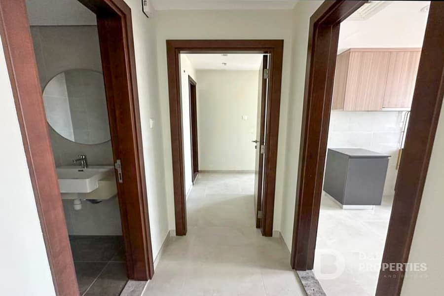 Spacious Layout | Modern Interior | Rented - Image 6