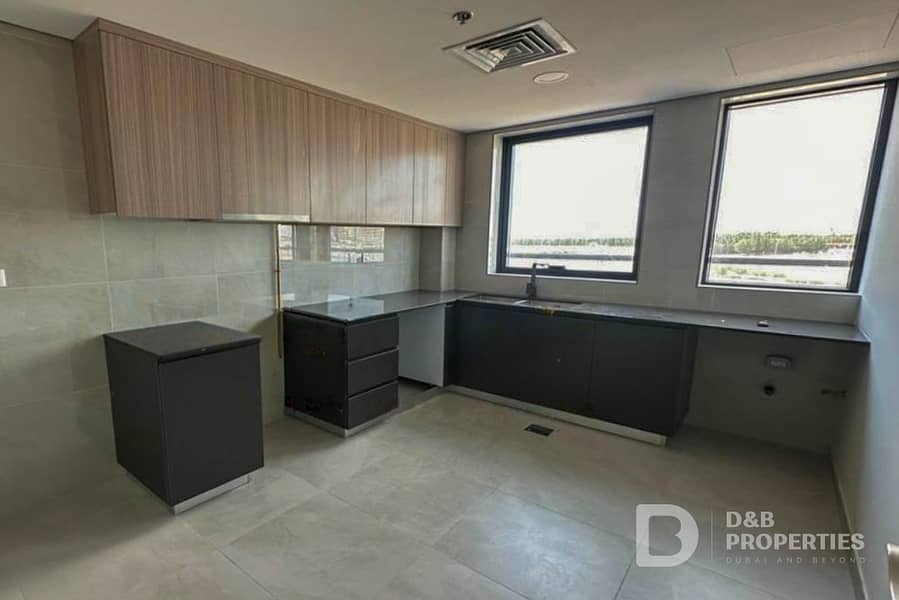 Spacious Layout | Modern Interior | Rented - Image 7