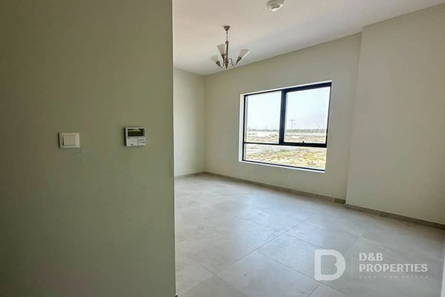 Spacious Layout | Modern Interior | Rented - Image 10