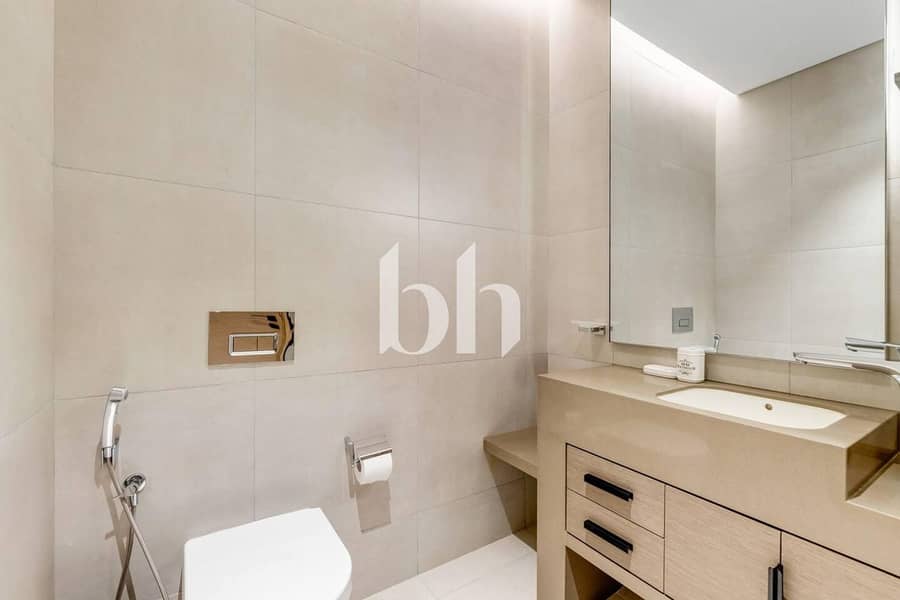 Marina View | Vacant Now | Balcony - Image 12