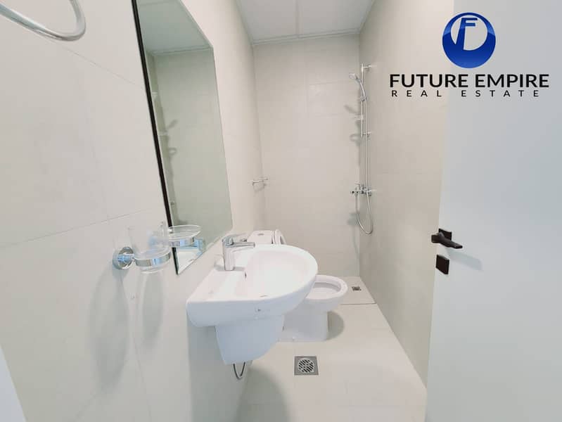 Lavish 2BHK With Maid |Terrace & Private Jacuzzi