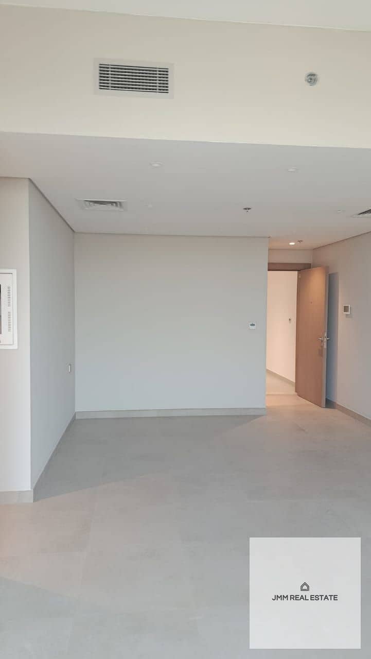 Brand New | Chiller Free | High Floor