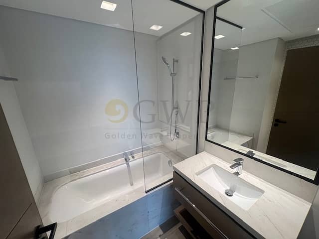 Exclusive|Full Water views|Bright Apartment - Image 14