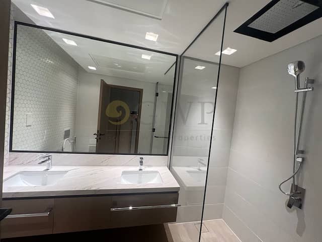 Exclusive|Full Water views|Bright Apartment - Image 20