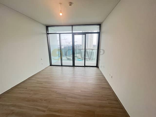 Exclusive|Full Water views|Bright Apartment - Image 24