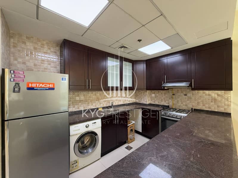 Massive layout | Open view | Prime Location - Image 14