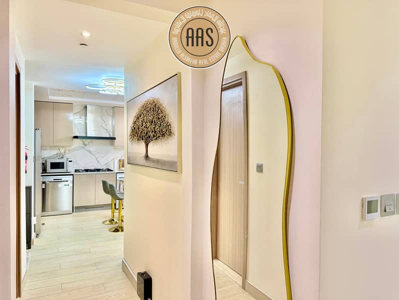 Demanding Layout•Corner Unit•Chiller Free•Fully Furnished•Luxurious 3Bhk•All Amenities - Image 9