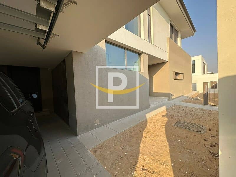 Premium 4BR Independent Villa in Tilal Al Furjan - Image 10