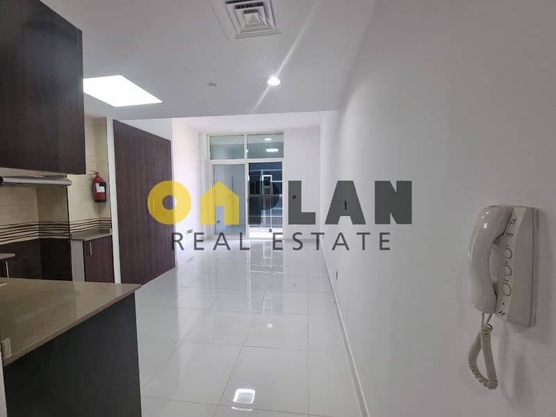 Spacious Studi in DSO | Unfurnished | Vacant now