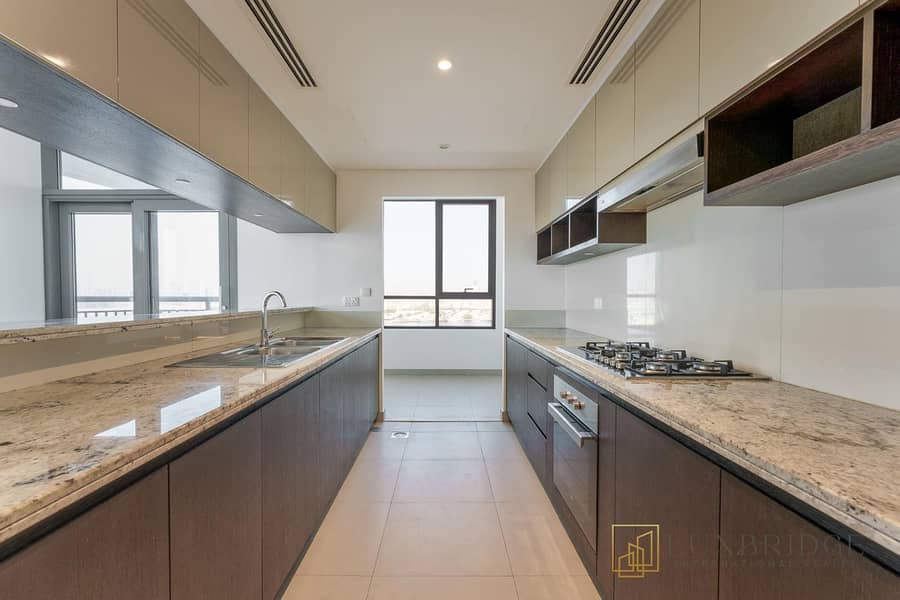 Vacant | Spacious | Amazing View