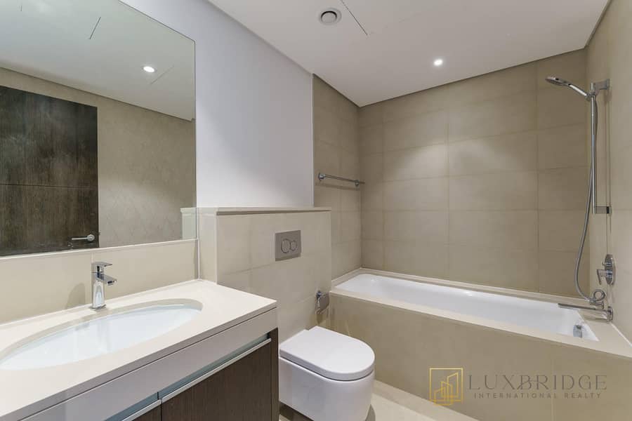 Vacant | Spacious | Amazing View - Image 10