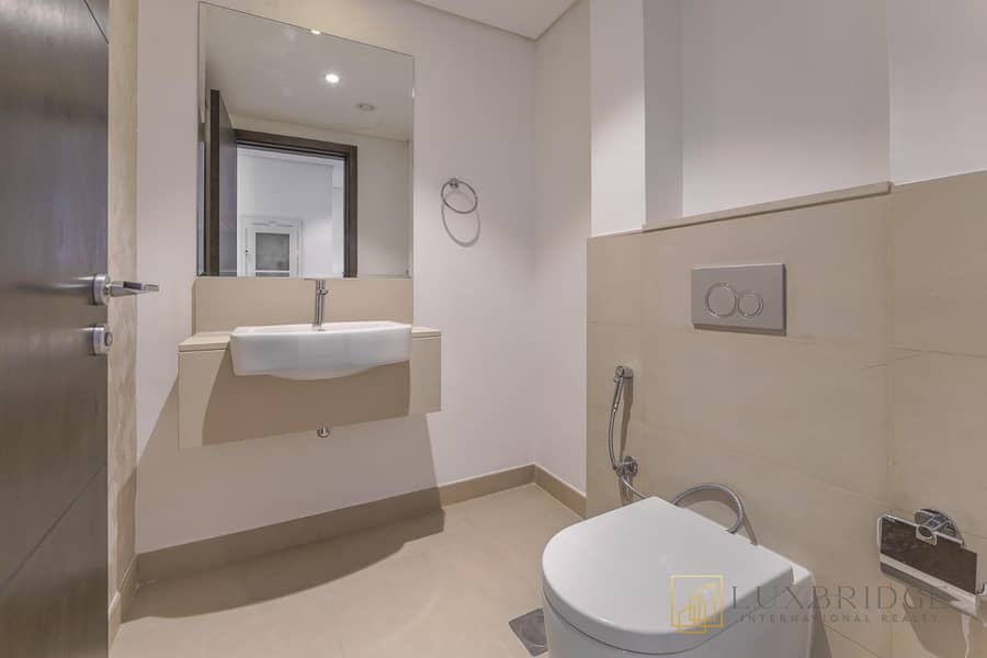 Vacant | Spacious | Amazing View - Image 11