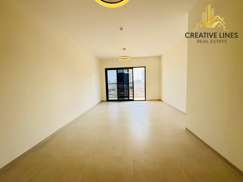 3 B/R // CLOSE KITCHEN// HUGE SIZE // STORE ROOM// READY TO MOVE