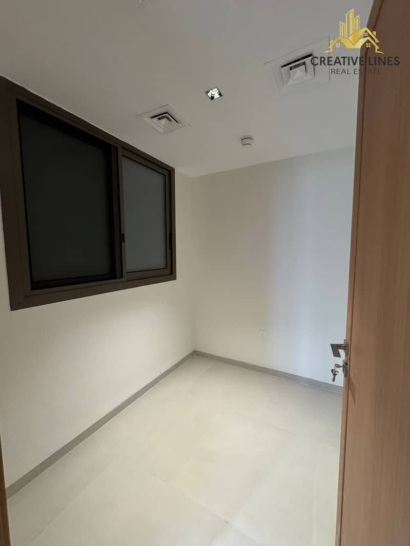 3 B/R // CLOSE KITCHEN// HUGE SIZE // STORE ROOM// READY TO MOVE - Image 21