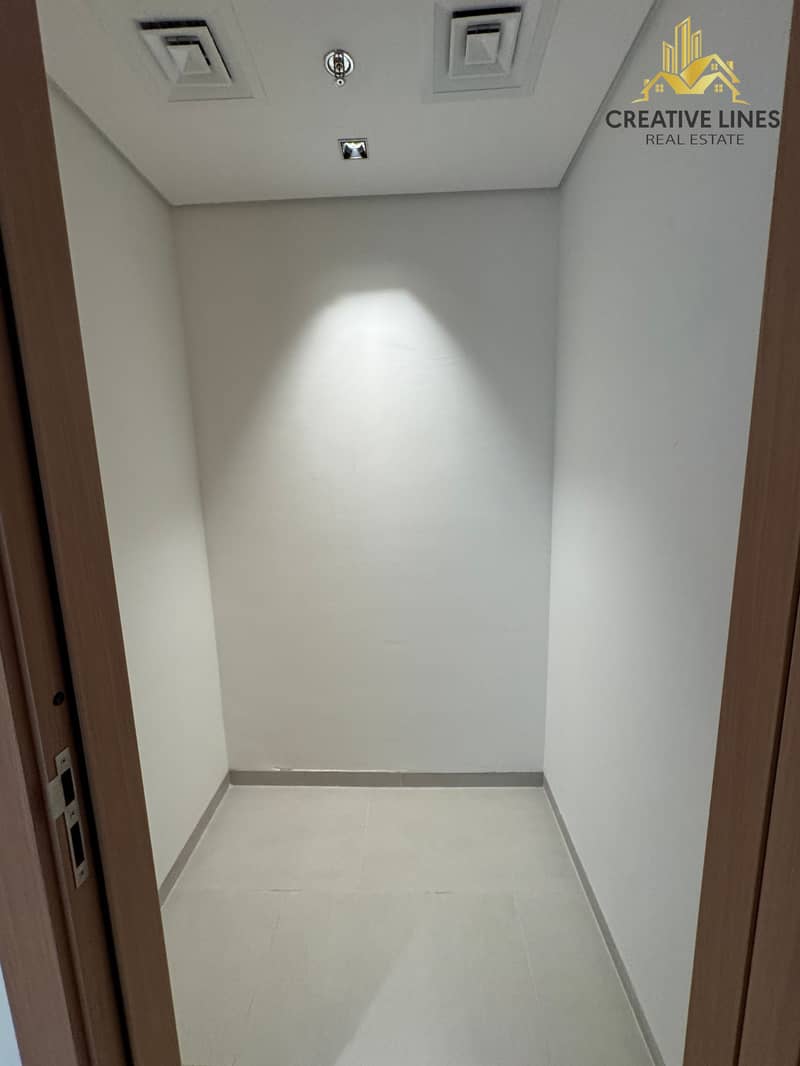 3 B/R // CLOSE KITCHEN// HUGE SIZE // STORE ROOM// READY TO MOVE - Image 22