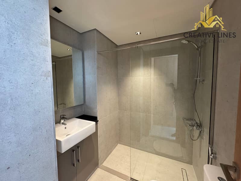 3 B/R // CLOSE KITCHEN// HUGE SIZE // STORE ROOM// READY TO MOVE - Image 25