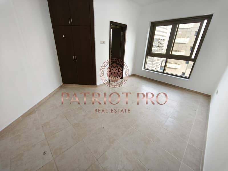 Near to Metro And Park II High Floor II Ready to Move