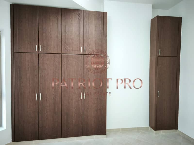 Near to Metro And Park II High Floor II Ready to Move - Image 8