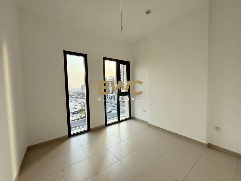 CHARMING VIEWS | BRAND NEW | BALCONY | VACANT (Duplicate) - Image 12