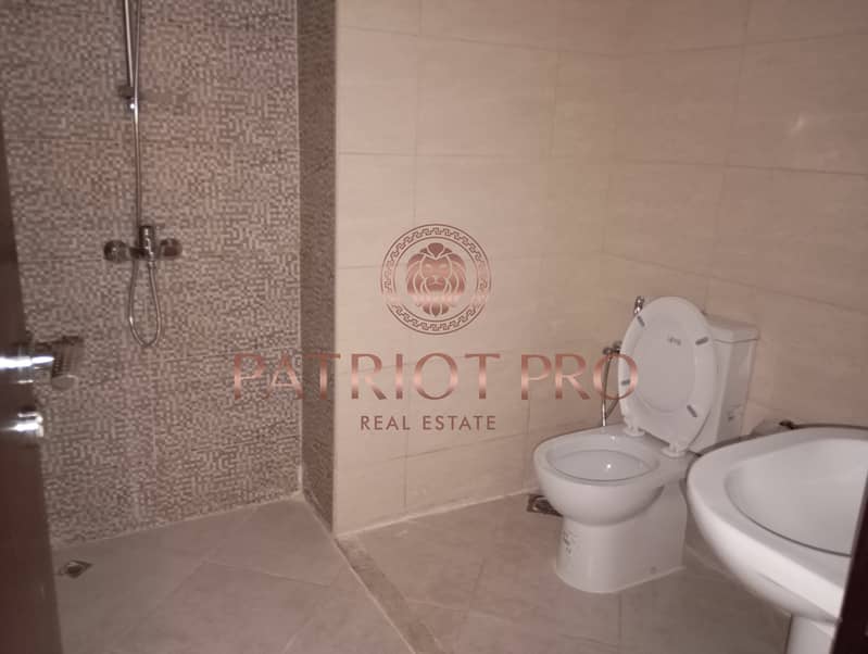 Spacious 1 BR Apartment in Barsha Heights - Image 9