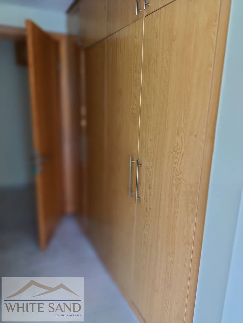 LARGE 1 B/R HALL -READY TO MOVE IN -DISCOVERY GARDENS