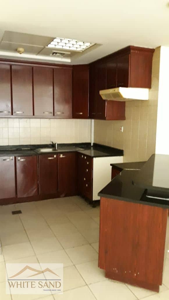 LARGE 1 B/R HALL -READY TO MOVE IN -DISCOVERY GARDENS - Image 6