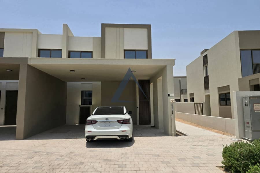 Spacious 4 BR Townhouse | Brand New | Best Location