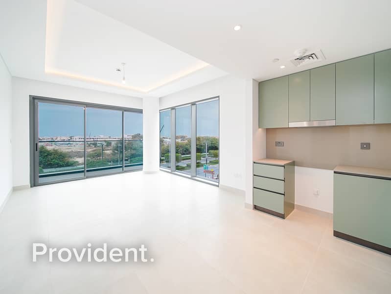 Corner Unit | Quiet Side | Construction-Free View