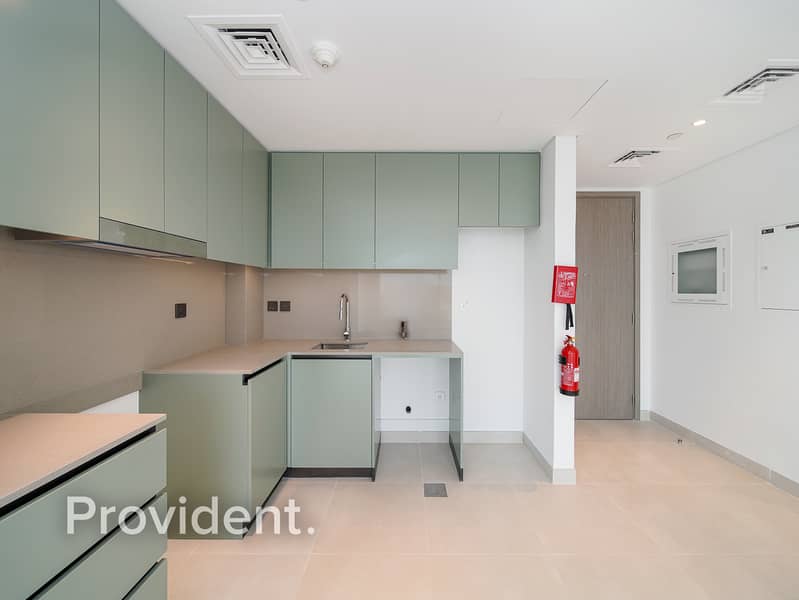 Corner Unit | Quiet Side | Construction-Free View