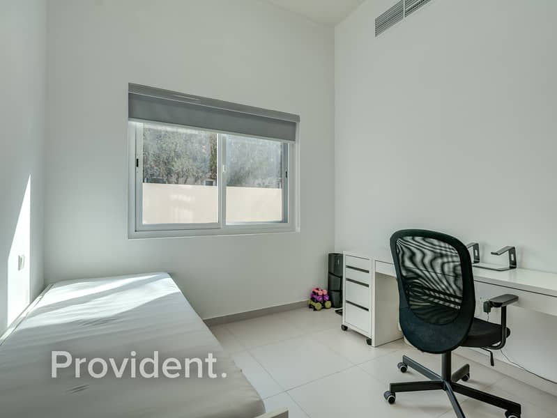 Spacious | Pool View | Close to Amenities - Image 7