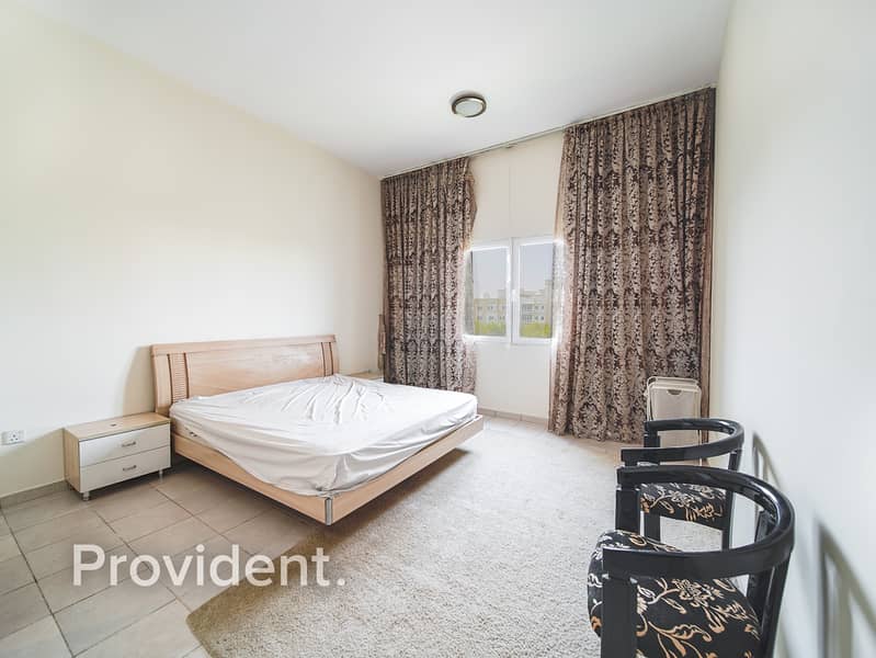 Spacious | Ready to Move-in | Community View - Image 10