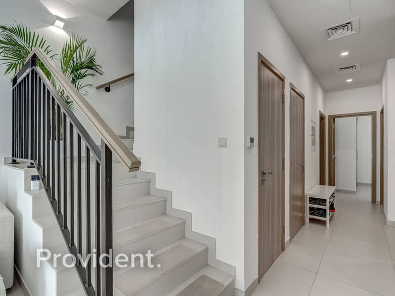 Spacious | Pool View | Close to Amenities - Image 18