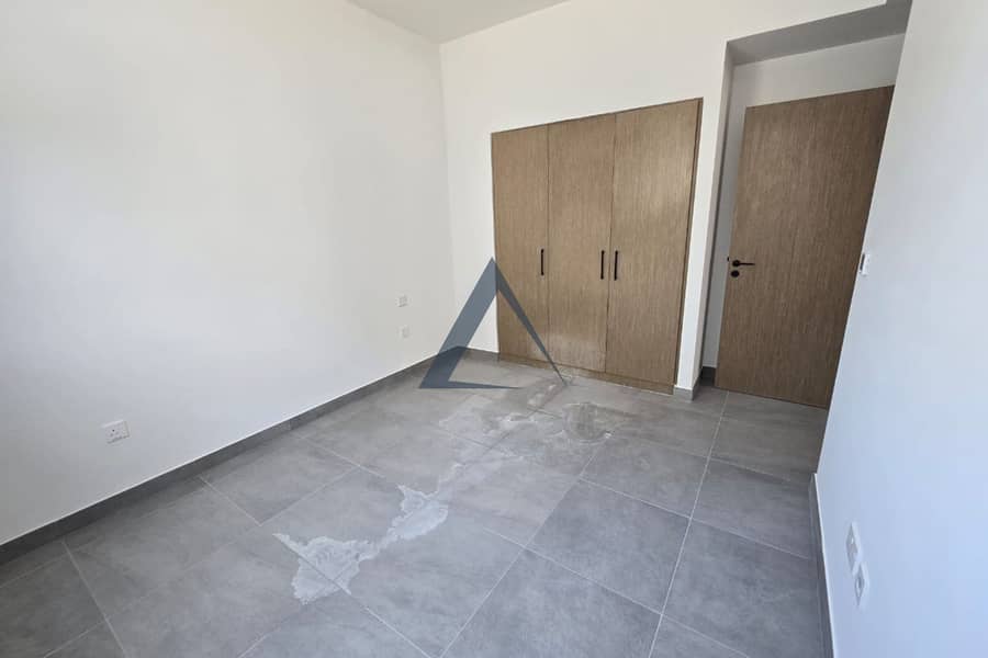 Spacious 4 BR Townhouse | Brand New | Best Location