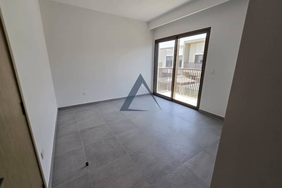 Spacious 4 BR Townhouse | Brand New | Best Location - Image 7