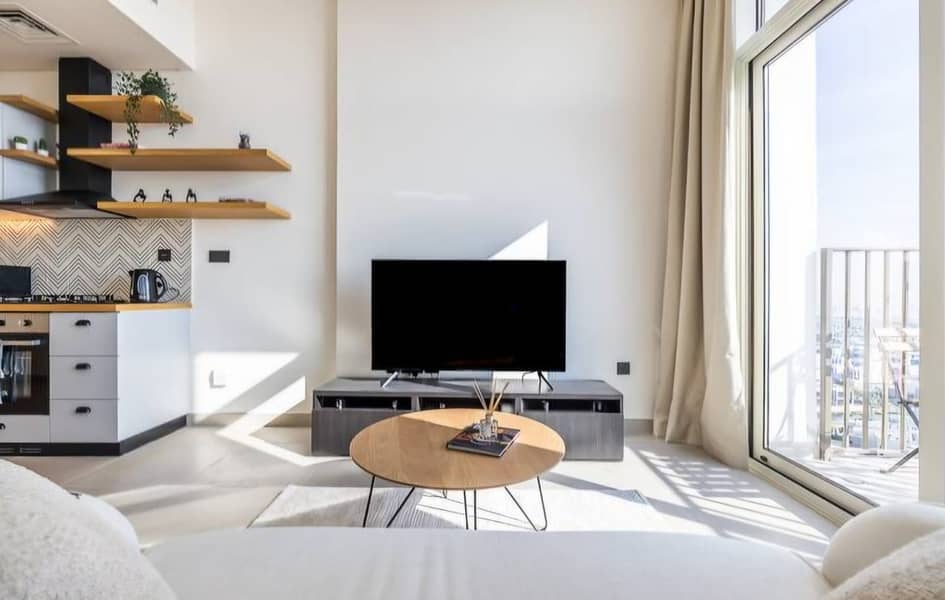 Fully Furnished | Community View | Available Feb