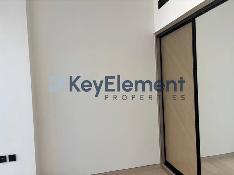 Ready to Move In | Community View | Vacant - Image 12